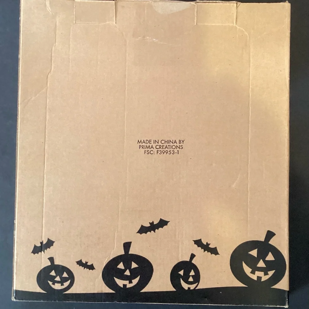VTG AVON 1997 Halloween Welcome Wooden Door Hanger. - Picture 13 of 14